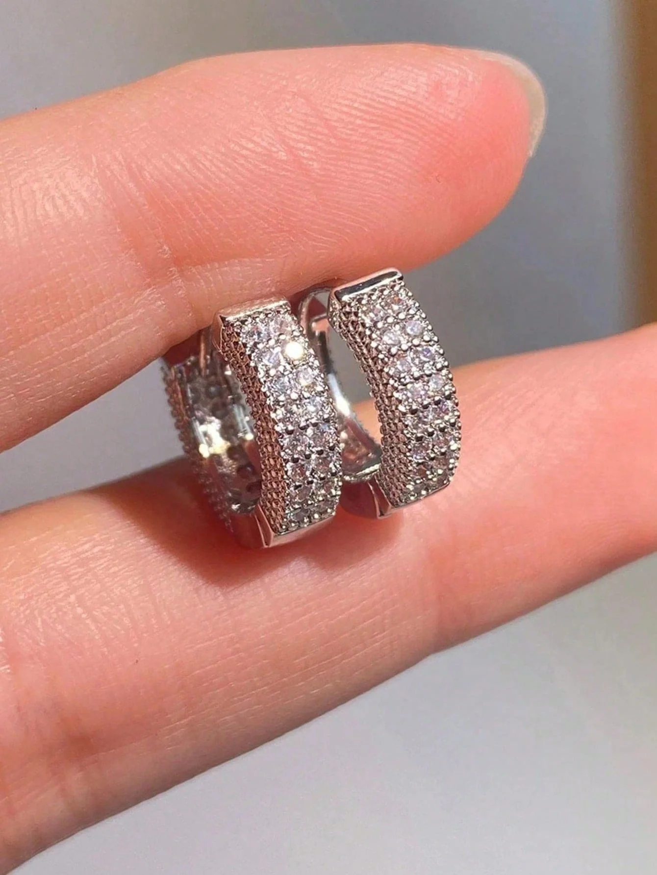 Cubic Zirconia Studded Hoop Ea - Hoop Earrings avaliação e preço