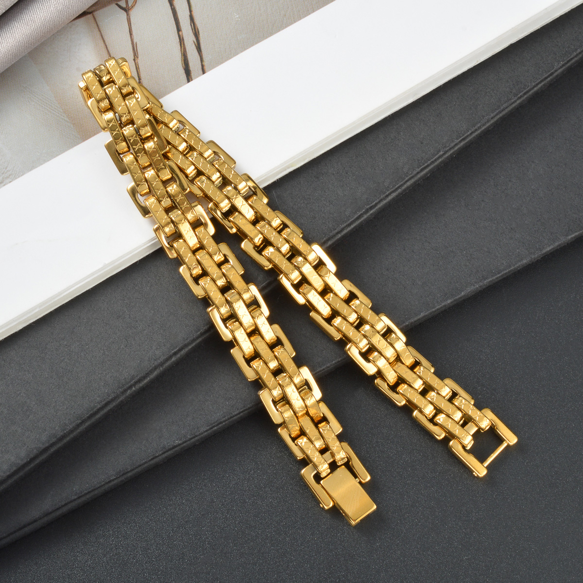 Retro Watch Band Link Bracelet - Unique Jewelry Watches avaliação e preço