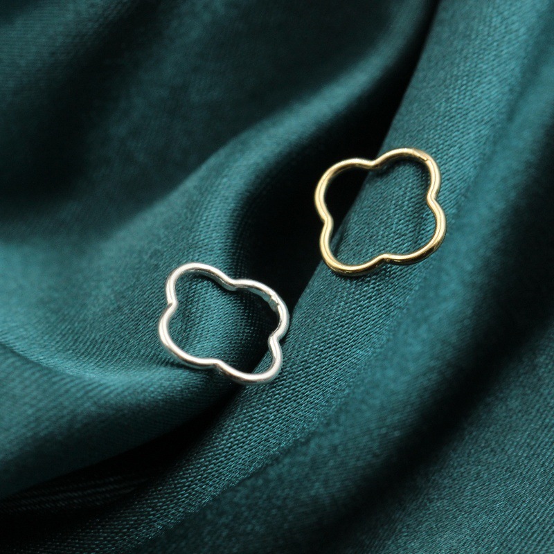 10mm Four-Leaf Clover Jump Rin - Sterling Silver Ring avaliação e preço